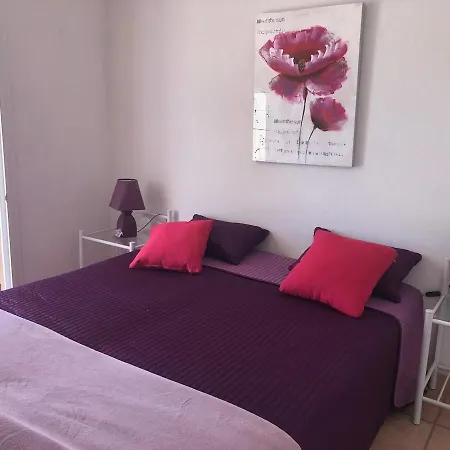 & Quiet In A Beautiful * Villeneuve-Loubet